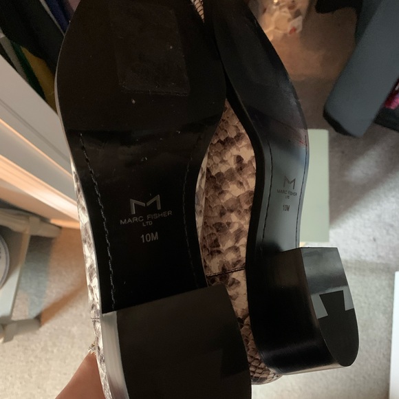 Marc a Fisher leather snake print booties - Picture 2 of 3